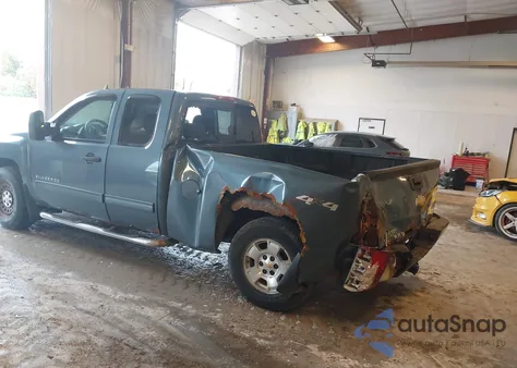 2010 Chevrolet Silverado 1500 Lt из США, поврежденный, VIN 1GCYKSE28AZ105420